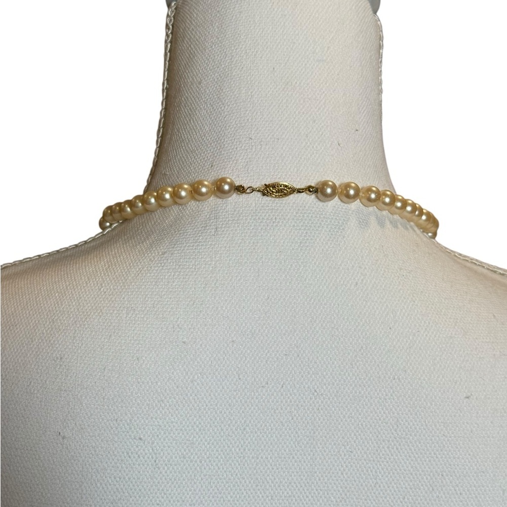 Vintage Faux Pearl Necklace 26 Inch - Picture 5 of 6